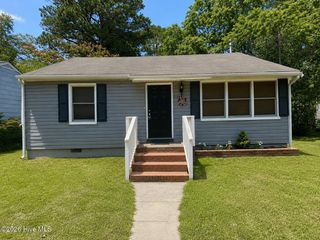 704 Dixon Street, Kinston, NC 28501