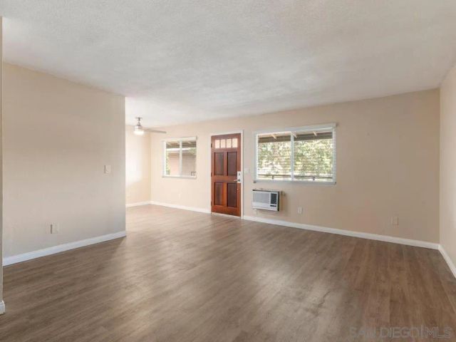 2094 E Grand Ave 7, Escondido, CA 92027