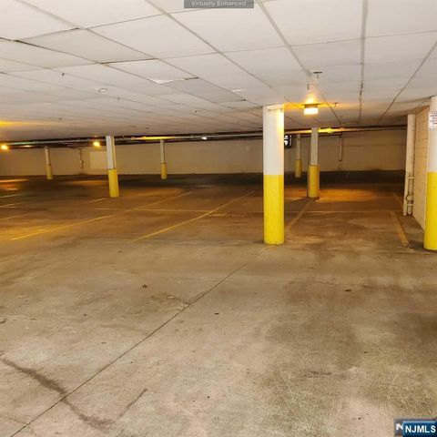 321 Broadway 3, Hillsdale, NJ 07642