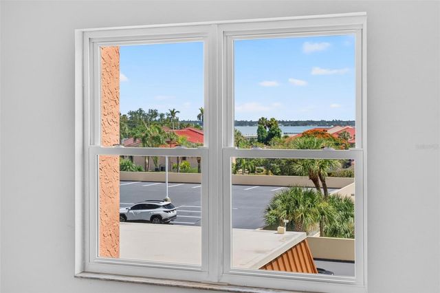4900 BRITTANY DRIVE S 405, St Petersburg, FL 33715
