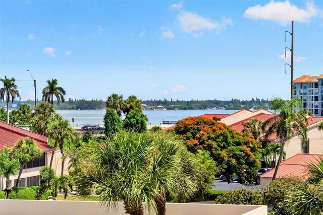4900 BRITTANY DRIVE S 405, St Petersburg, FL 33715
