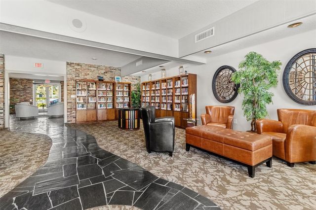 4900 BRITTANY DRIVE S 405, St Petersburg, FL 33715