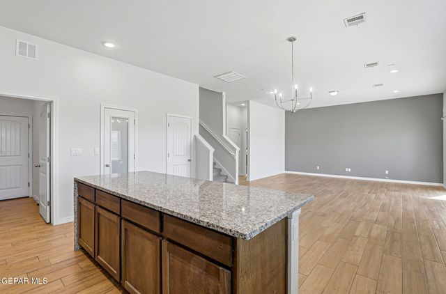 11361 Hidalgo Drive, Socorro, TX 79927