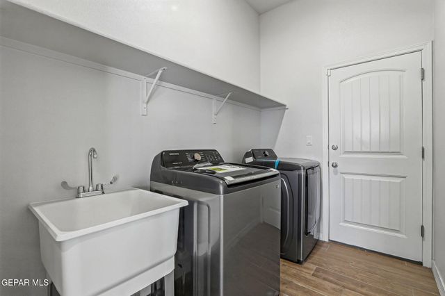 11361 Hidalgo Drive, Socorro, TX 79927