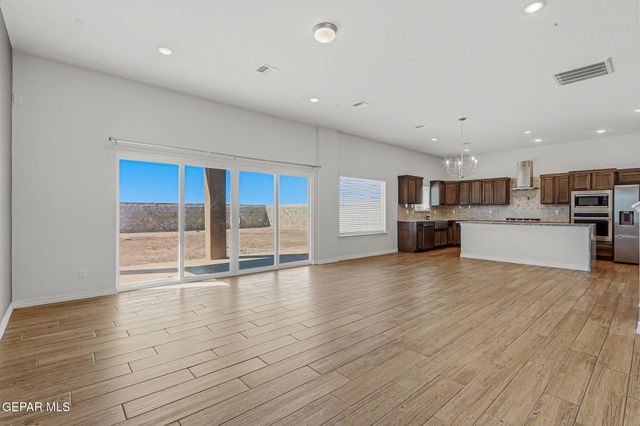 11361 Hidalgo Drive, Socorro, TX 79927