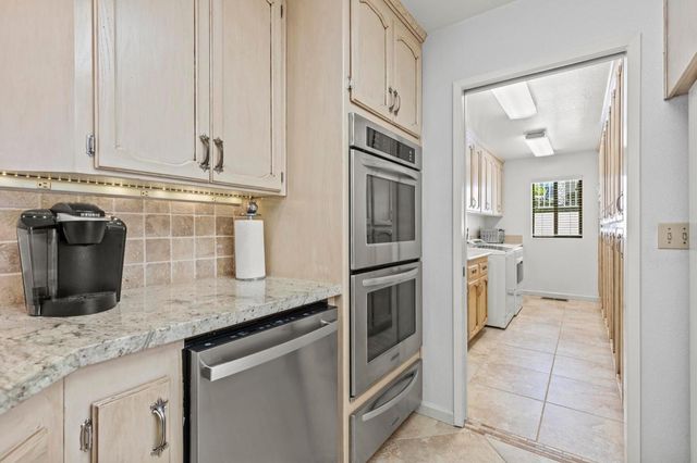 5419 Royal Oaks Dr, Oroville, CA 95966