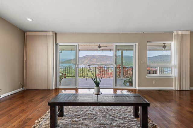 5419 Royal Oaks Dr, Oroville, CA 95966