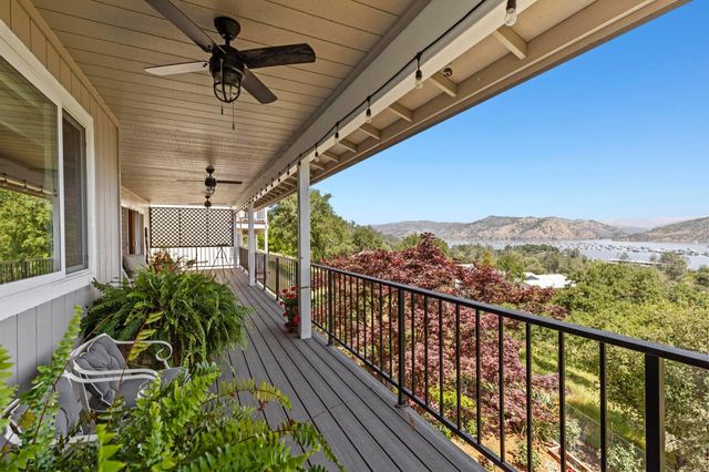 5419 Royal Oaks Dr, Oroville, CA 95966