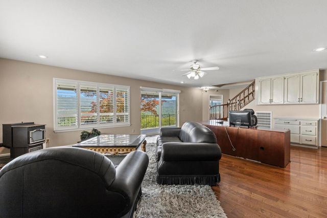 5419 Royal Oaks Dr, Oroville, CA 95966