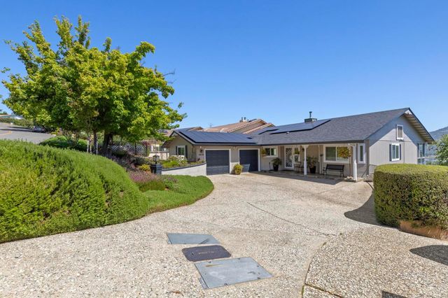 5419 Royal Oaks Dr, Oroville, CA 95966