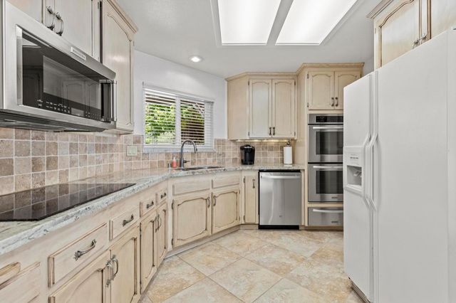 5419 Royal Oaks Dr, Oroville, CA 95966