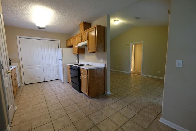 135 Dalton Cody, Brunswick, GA 31522