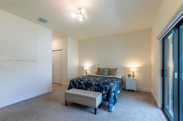 4623 NW 83rd Pkwy, Doral, FL 33166