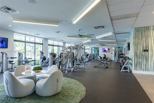 4623 NW 83rd Pkwy, Doral, FL 33166