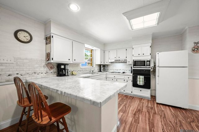 8833 Bayside Ave, Baton Rouge, LA 70806