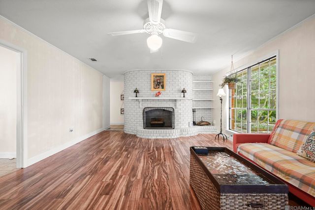 8833 Bayside Ave, Baton Rouge, LA 70806