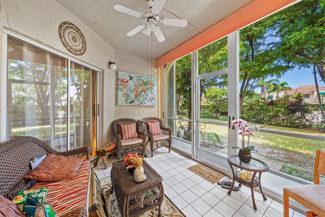 6668 Via Regina, Boca Raton, FL 33433