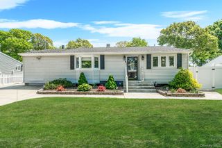 121 Selden Boulevard, Centereach, NY 11720