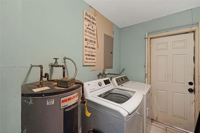 13210 SW 12th St, Miami, FL 33184