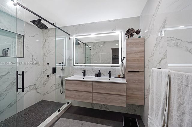 13210 SW 12th St, Miami, FL 33184