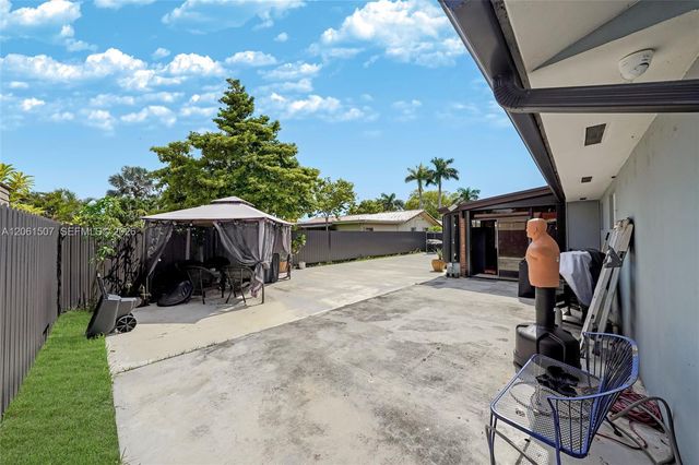 13210 SW 12th St, Miami, FL 33184
