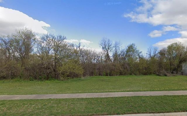 801 NW 36th Avenue, Norman, OK 73072