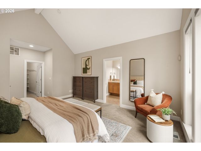 16550 ANNA EVE Dr, Milwaukie, OR 97267