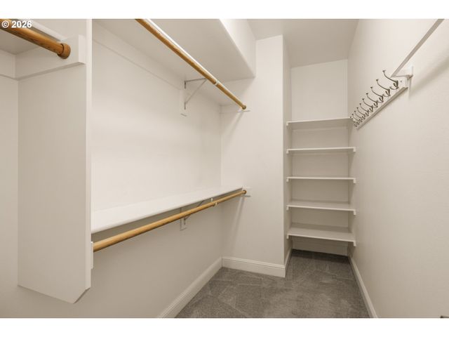 16550 ANNA EVE Dr, Milwaukie, OR 97267