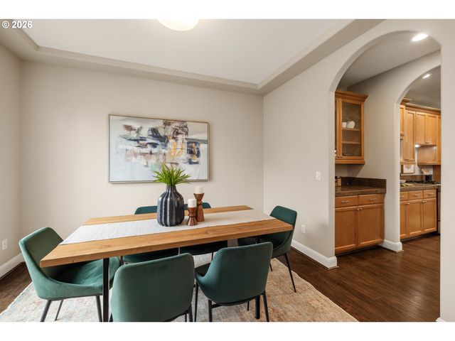 16550 ANNA EVE Dr, Milwaukie, OR 97267