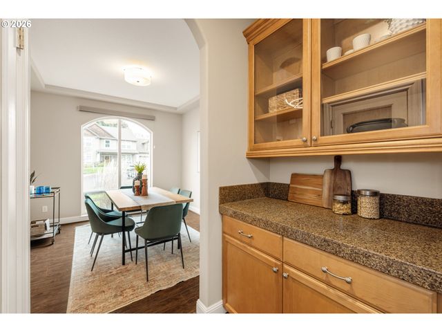 16550 ANNA EVE Dr, Milwaukie, OR 97267