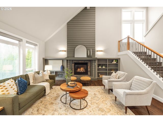 16550 ANNA EVE Dr, Milwaukie, OR 97267