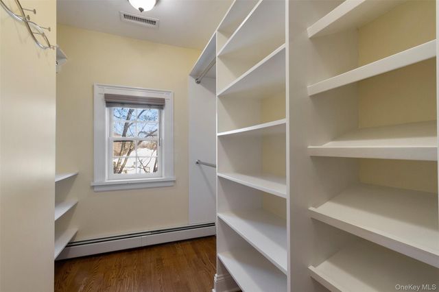 10 Scarsdale Avenue, Scarsdale, NY 10583