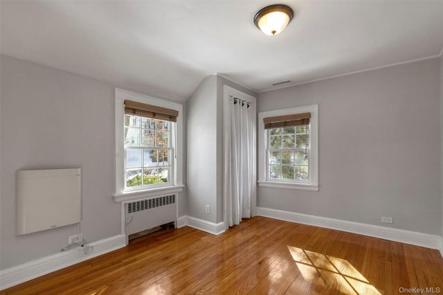 10 Scarsdale Avenue, Scarsdale, NY 10583