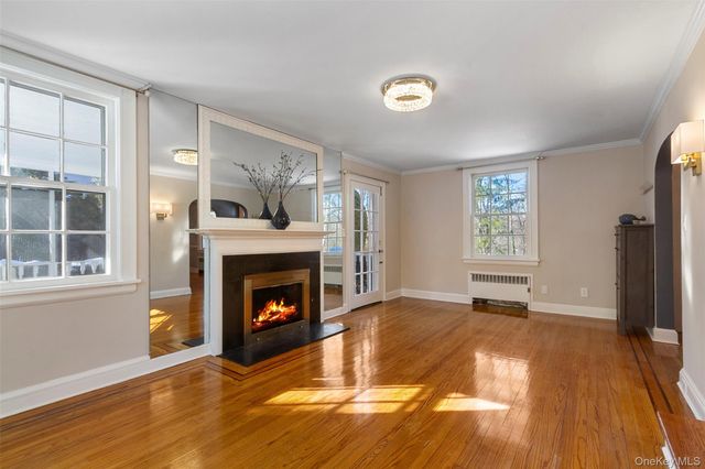 10 Scarsdale Avenue, Scarsdale, NY 10583