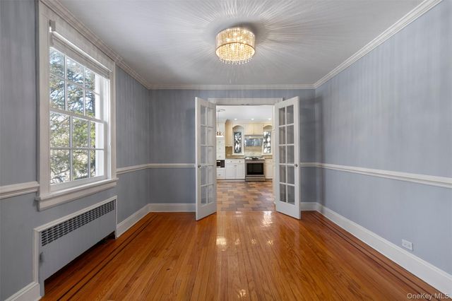 10 Scarsdale Avenue, Scarsdale, NY 10583