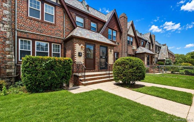 85-26 67th Road, Rego Park, NY 11374