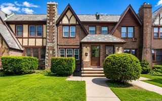 85-26 67th Road, Rego Park, NY 11374