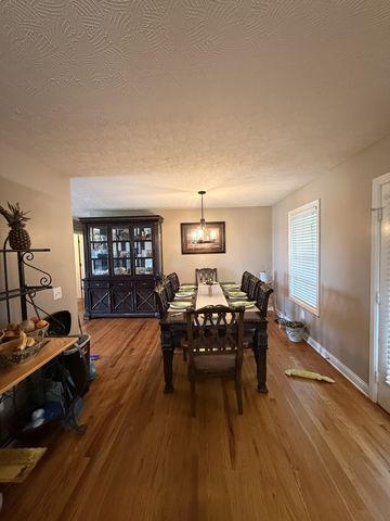 1002 Spire Way Dr, Castalian Springs, TN 37031