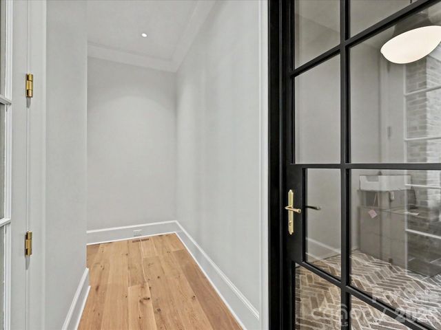 3701 Pelham Lane, Charlotte, NC 28211