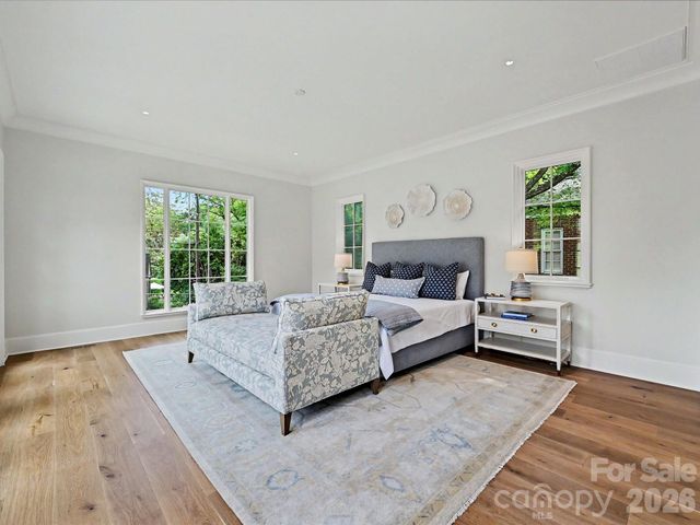 3701 Pelham Lane, Charlotte, NC 28211
