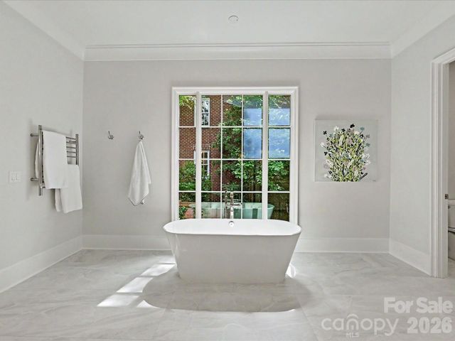 3701 Pelham Lane, Charlotte, NC 28211