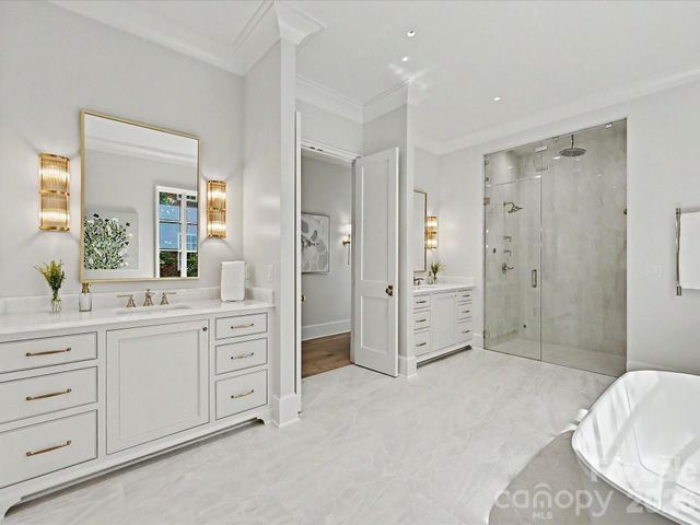 3701 Pelham Lane, Charlotte, NC 28211