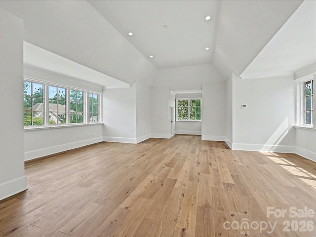 3701 Pelham Lane, Charlotte, NC 28211