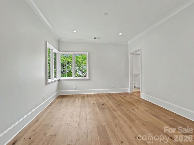 3701 Pelham Lane, Charlotte, NC 28211