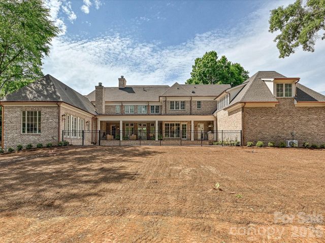 3701 Pelham Lane, Charlotte, NC 28211