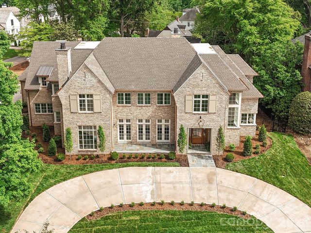 3701 Pelham Lane, Charlotte, NC 28211