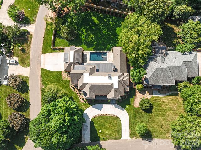 3701 Pelham Lane, Charlotte, NC 28211