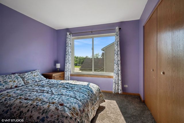 10332 Somerset Lane, Huntley, IL 60142