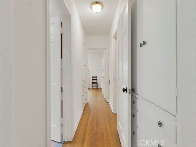 1152 N Cedar, Glendale, CA 91207