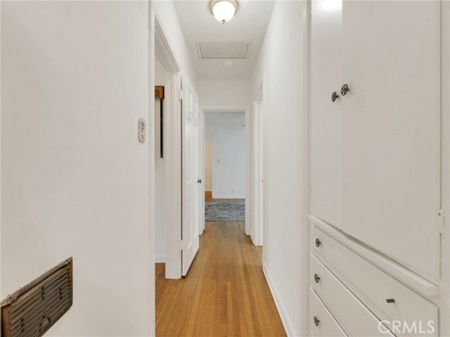 1152 N Cedar, Glendale, CA 91207